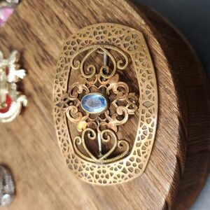 Edwardian blue glass sash pin‎ collectible B833
